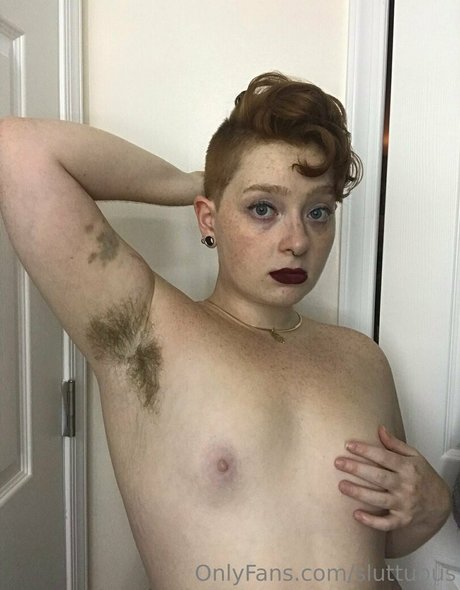 sluttubus model hot img