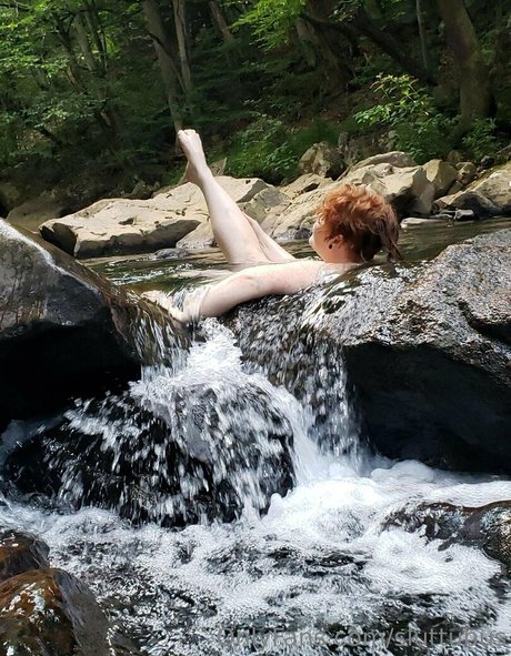 sluttubus model porn archive