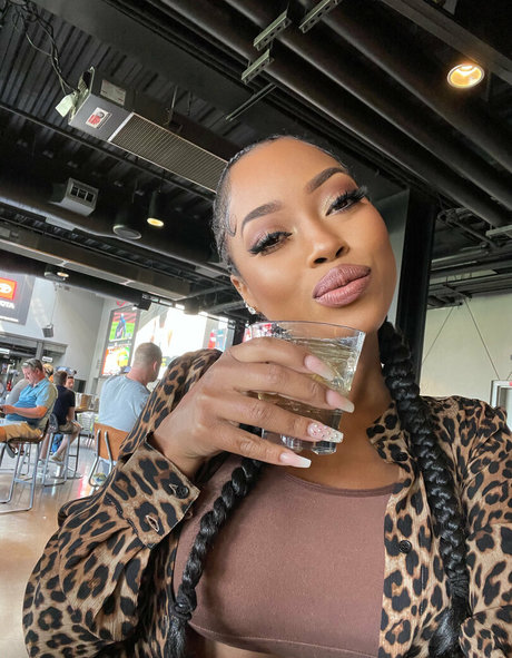 ninadoesitall star pretty photo