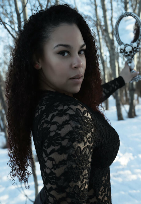 shemale handjob onlyfans nude pictures