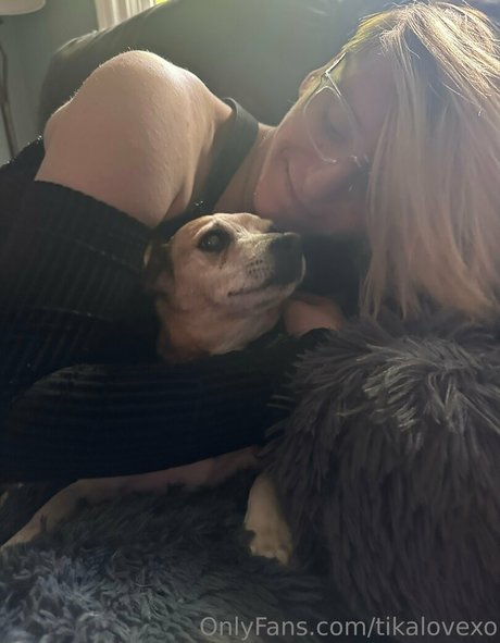 tikalovexo model nude photo