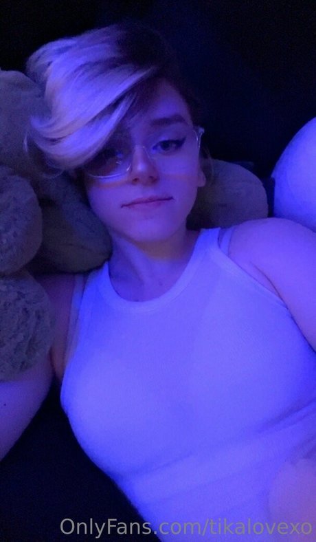 tikalovexo pornographic model picture