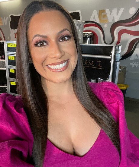 AEW Dasha Kuret sexy star photo