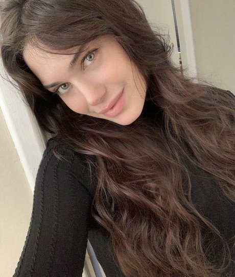 perfect feet onlyfans naked image