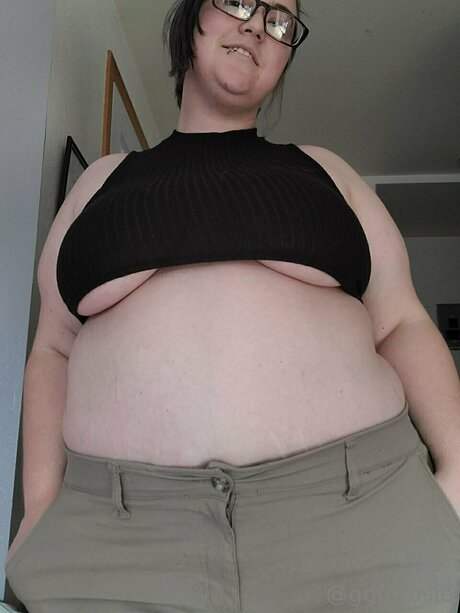 gothrosie pornstar nude images