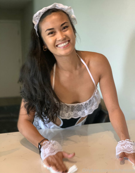 famous nude onlyfans nude photos