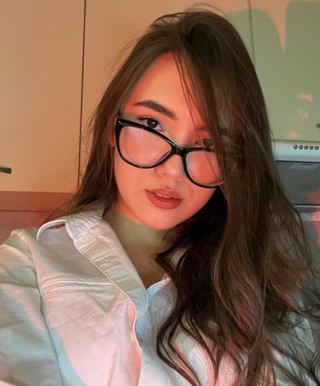 daddudaa nudes actress pic