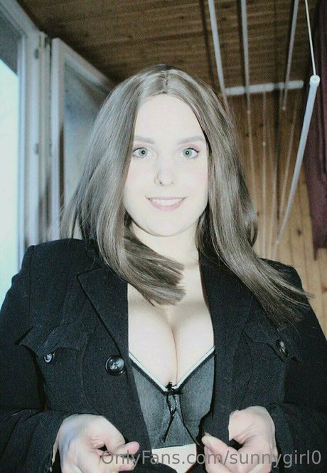 sunnygirl0 erotic actress archive