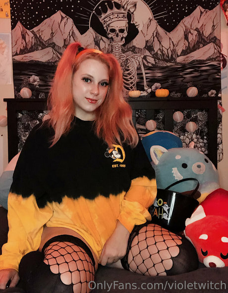 violetwitchcosplay hot star photo