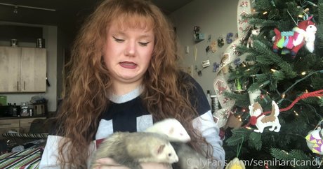 tragedyann sex model photo