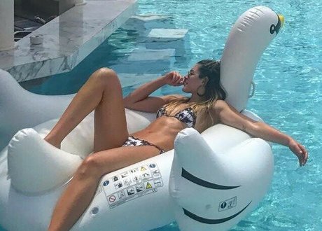 Rosamaria Montibeller xxx star photos