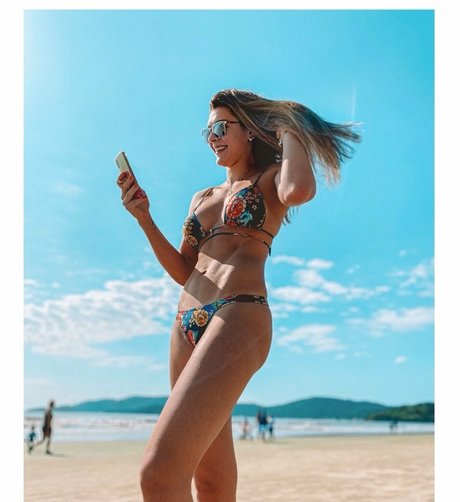 Rosamaria Montibeller art model gallery