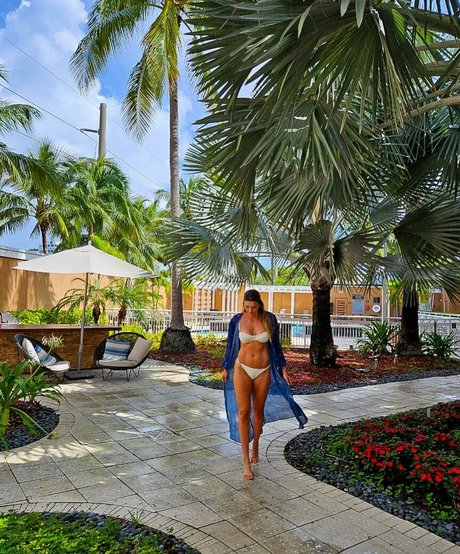 Rosamaria Montibeller model sex image