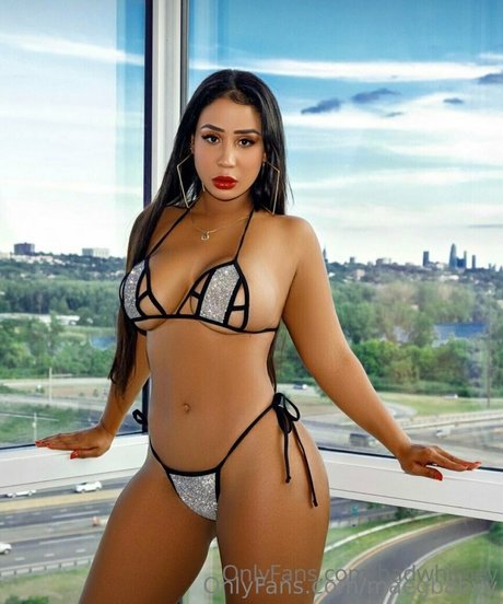 milf strip onlyfans erotic photos