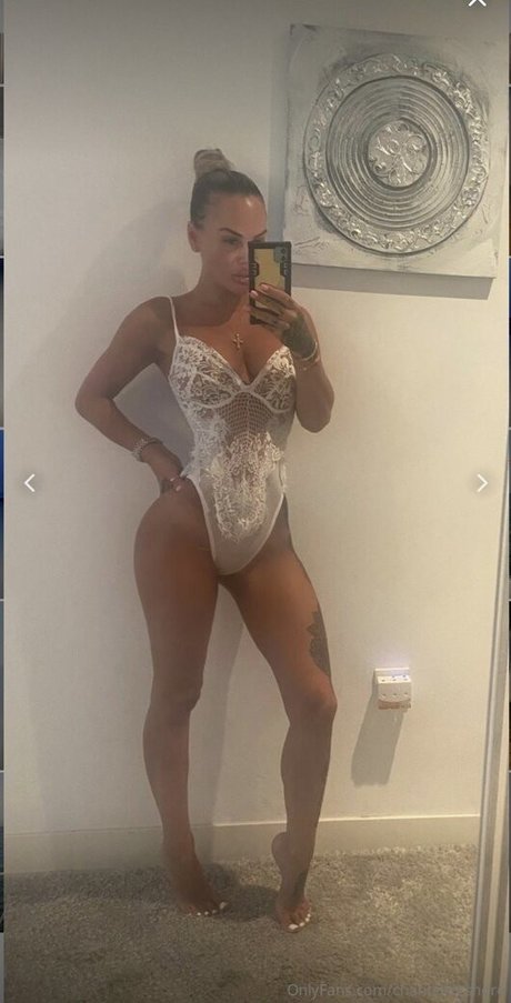 Chantelle Connelly model nude photos