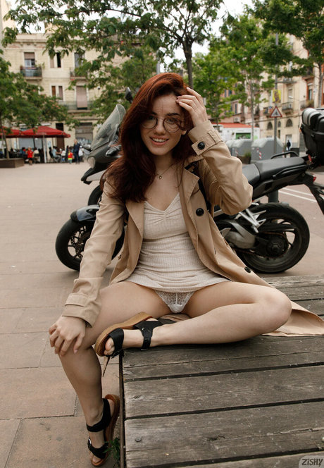 thick latina milf onlyfans xxx image