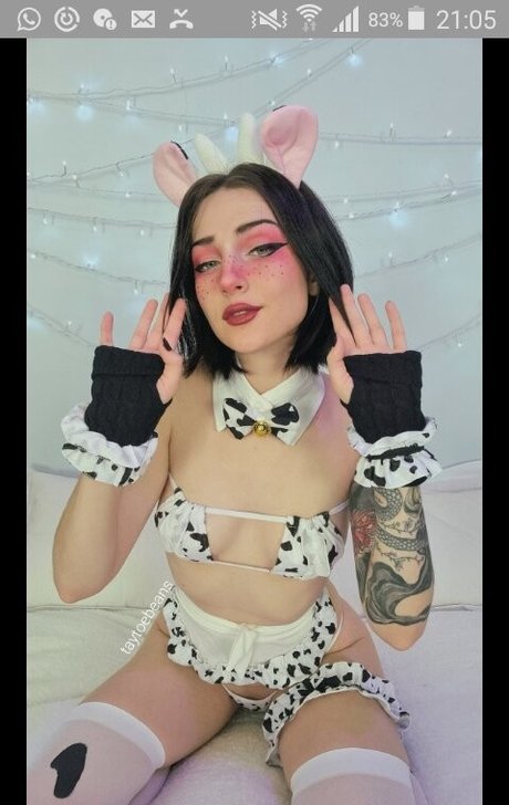 Taytoebeans model nude pictures