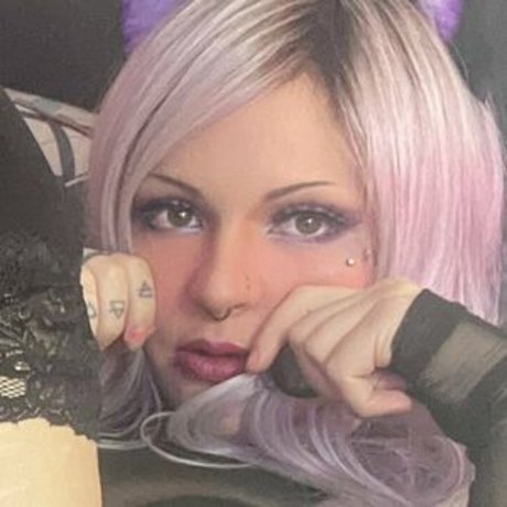 darlingbeefree adult model galleries