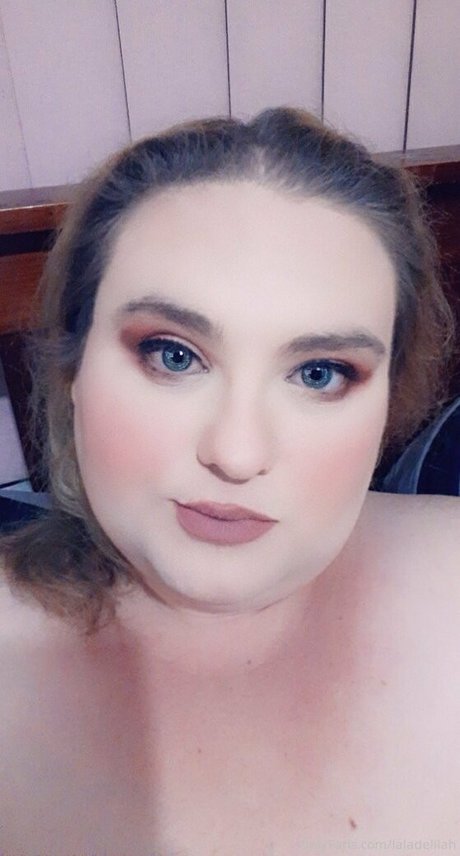 laladelilah best actress gallery