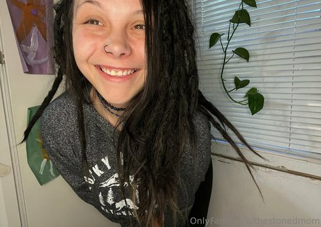 thestonedmom top model images