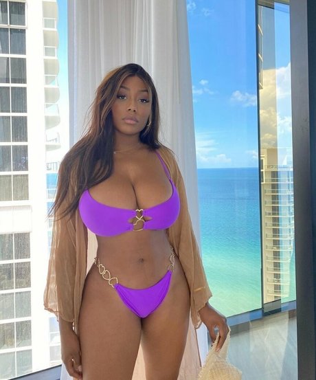 twink onlyfans top photo