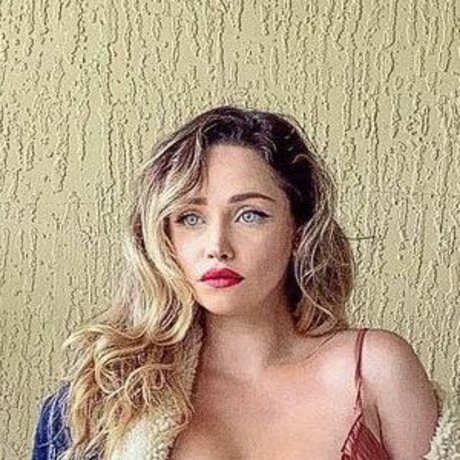 Ivianna Aria star pretty pictures