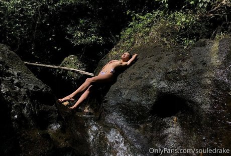 Souledrake nude model galleries