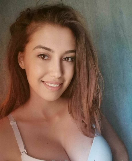 meryconlae pretty actress picture