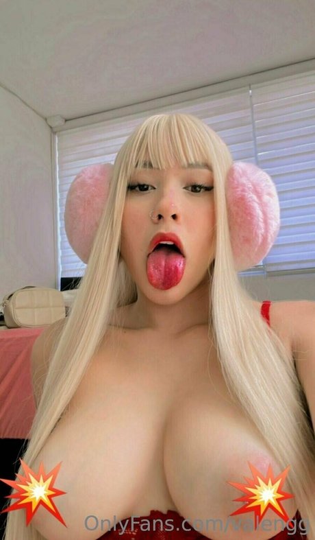 valengg model exclusive image