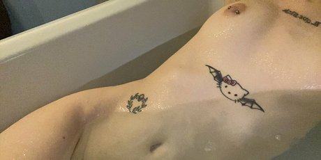 lizzylovesick porn actress images