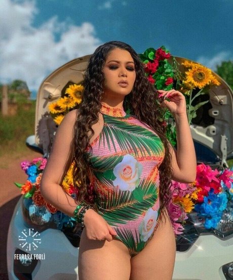 Luma Couttinho erotic actress img