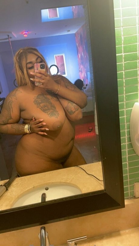 screwraq high quality pornstar archive