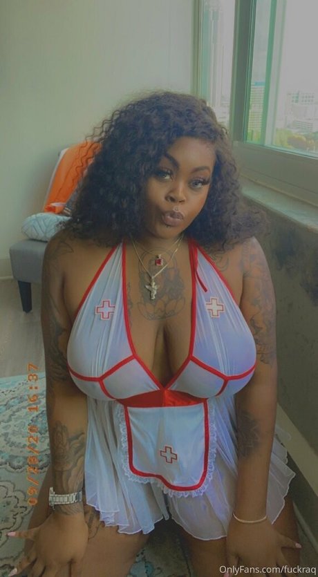 screwraq erotic model galleries