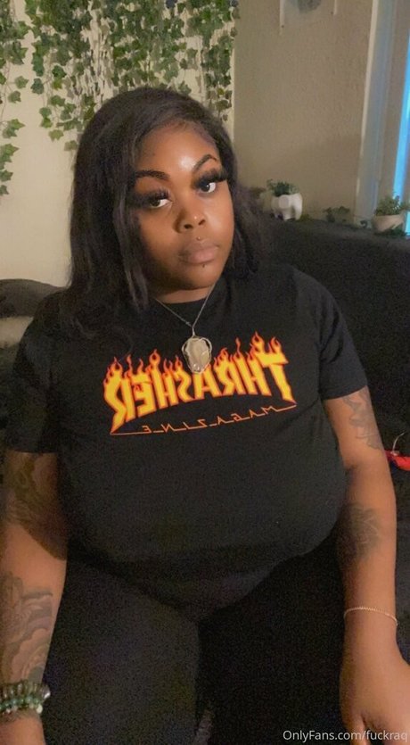 screwraq nice pornstar picture