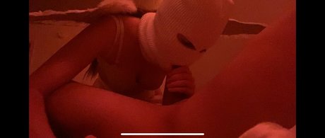 mirror onlyfans best image