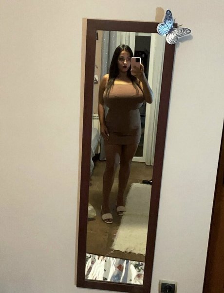 famous nude onlyfans xxx picture