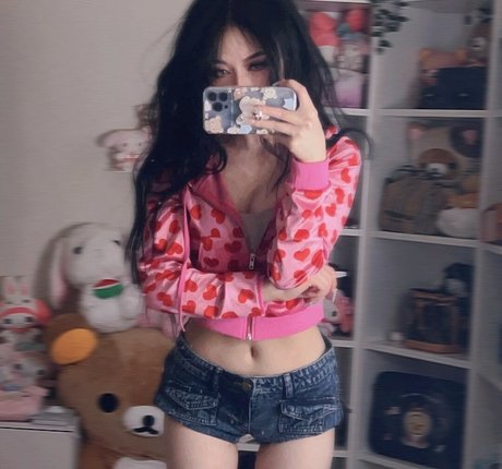 basedlilv star exclusive pic