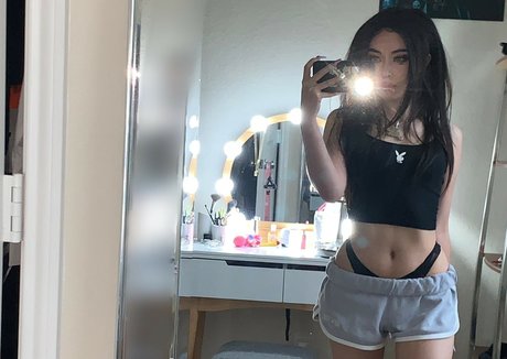 basedlilv perfect actress image