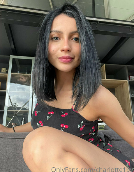 misscharlotte1 erotic model gallery