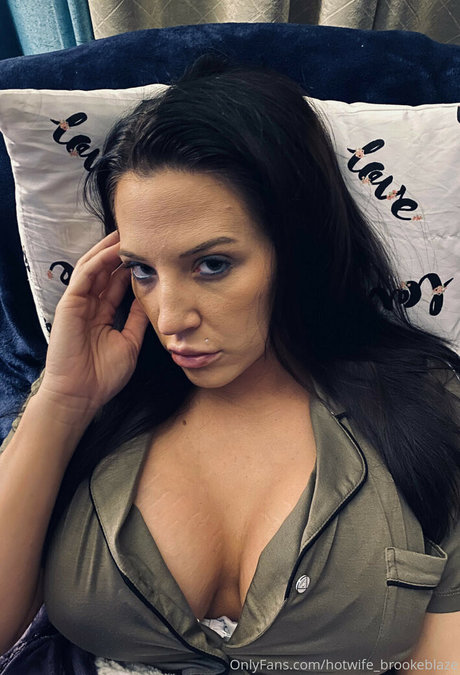 thick latina milf onlyfans free porn pictures