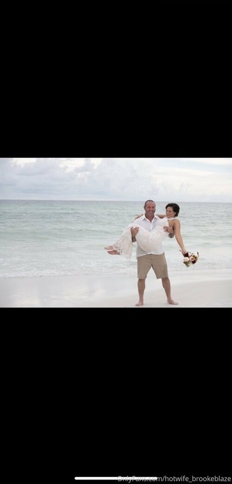 lesbians onlyfans free xxx gallery