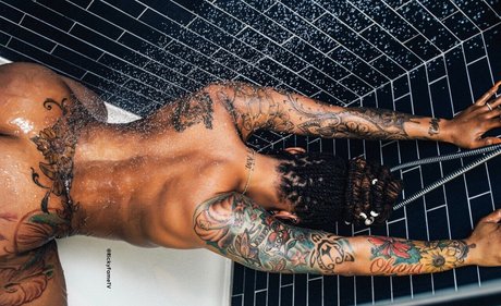 ItsJustRocky beautiful pornstar gallery