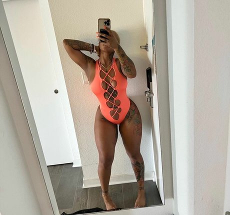 ItsJustRocky star nudes pictures