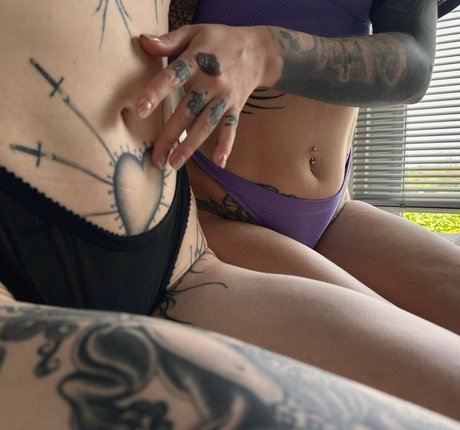 Triss808 pornographic actress galleries