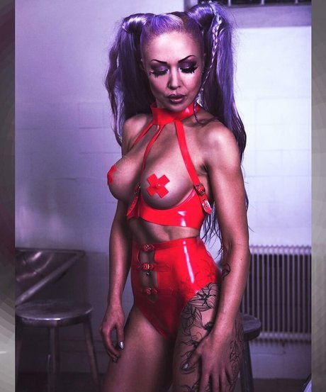 body onlyfans nudes photos