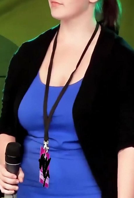 Show Your Girlfriend pornographic model picture