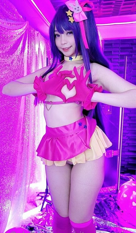Hitomi Kadorin Cosplay model art image