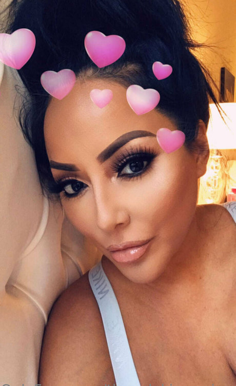 theonlykiaramiaxxx exclusive model pics