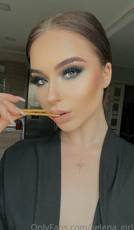 selena girl high quality actress photos