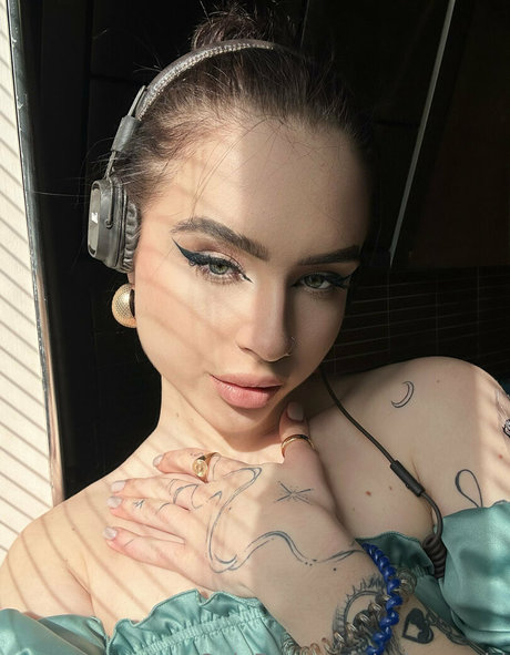 selena girl pretty actress gallery